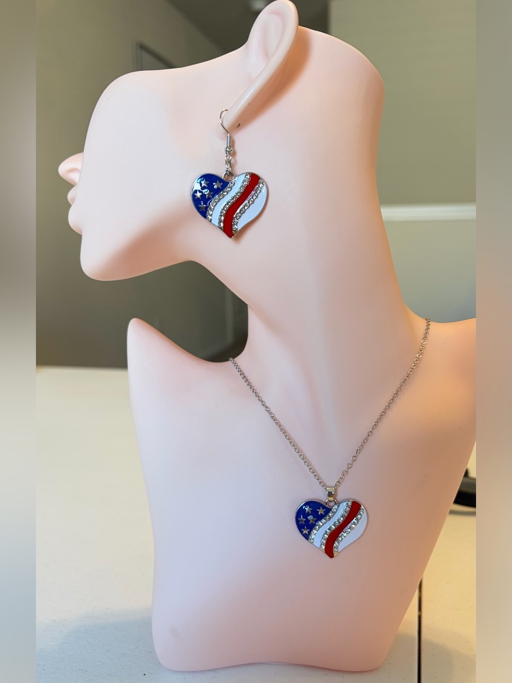 Dazzling Independence Day Heart Shaped Synthetic Zirconia Set.